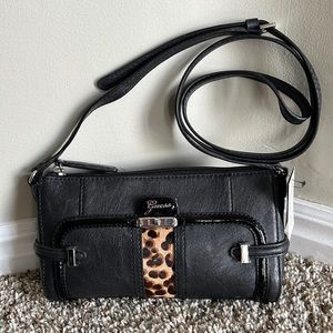 NWT Guess black animal print small purse bag shoulder crossbody silver accent